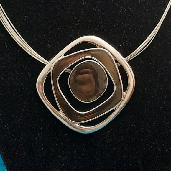 Black and Silver-tone Square Necklace - Picture 2 of 2